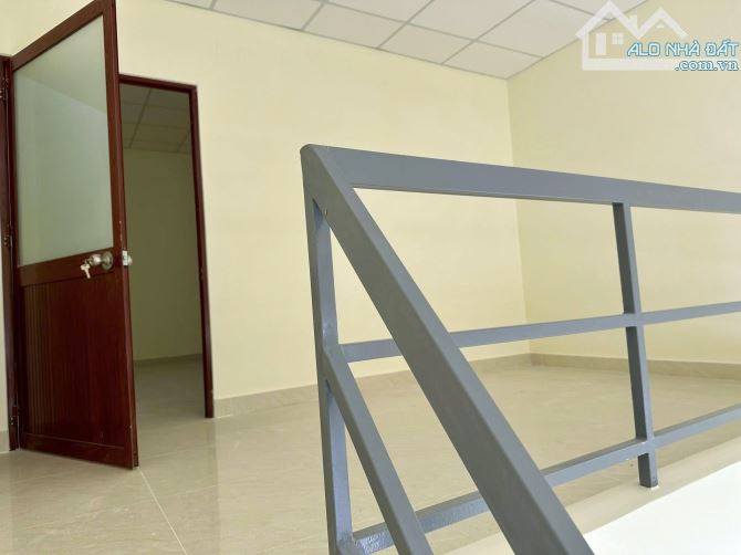 📩 Ngôi nhà nhỏ nhưng đầy ấm áp tiện nghi 56m2 ở Hóc Môn cần bán với giá 700 triệu SổRiêng - 3
