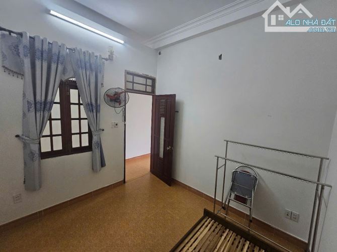 💥 Chỉ 6,74 tỹ sở hửu nhà 3 tầng mới đẹp mặt tiền Đoàn Hửu Trưng. 108m2. - 3