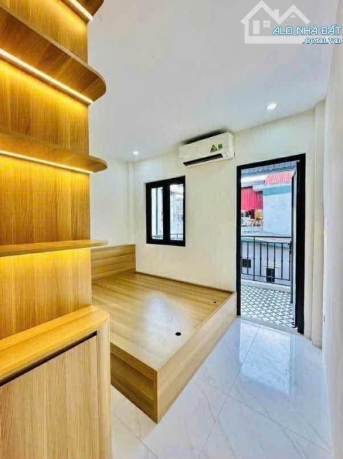 NHÀ ĐẸP LÔ GÓC CỔ NHUẾ - 6 TẦNG 35M - NGÕ THÔNG Ô TÔ ĐỖ - 3
