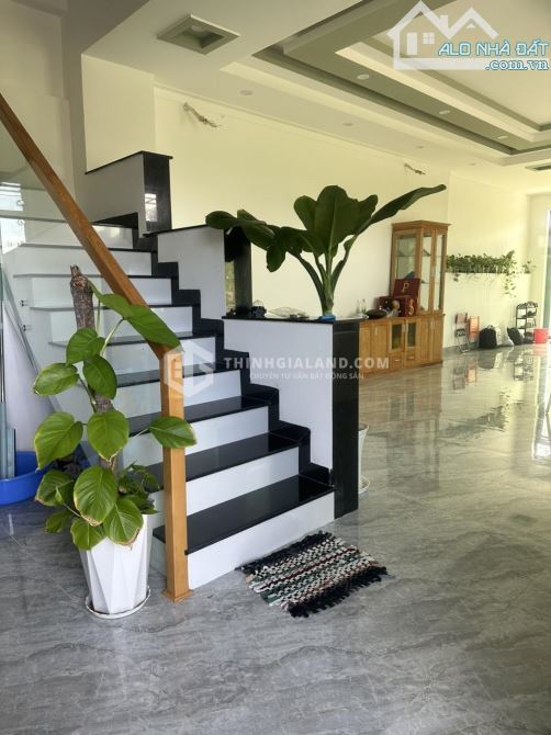 BÁN CĂN NHÀ HOÀN CÔNG MẶT TIỀN ĐƯỜNG PHƯỜNG 11 CÁCH DỰ ÁN SUN GROUP 6