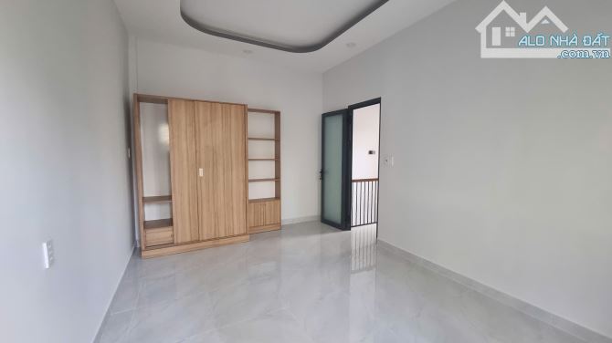 ✅QUÁ TRỜI LỔ SÂU RỒI  NHÀ ĐẸP 2 LẦU 🔥3 PN - 2 WC - GIÁ 4 TỶ 350 ✅2 MẶT TIỀN -DÂN CƯ ĐÔNG - 3