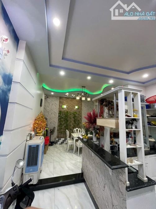 Nhà 1 trệt 2 lầu đường Trương Hán Siêu, View Công viên Võ Văn Kiệt, Phan Thiết - 3