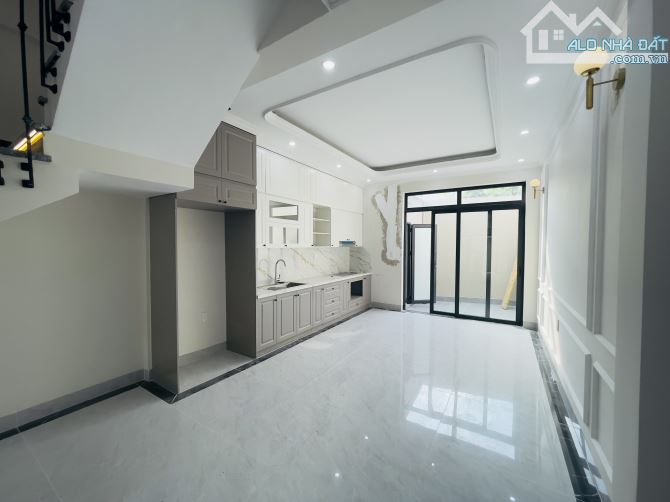 Bán nhà 4 tầng Trần Nhân Tông, Nam Sơn, Kiến An 55-64m giá từ 3,05 tỷ - 3