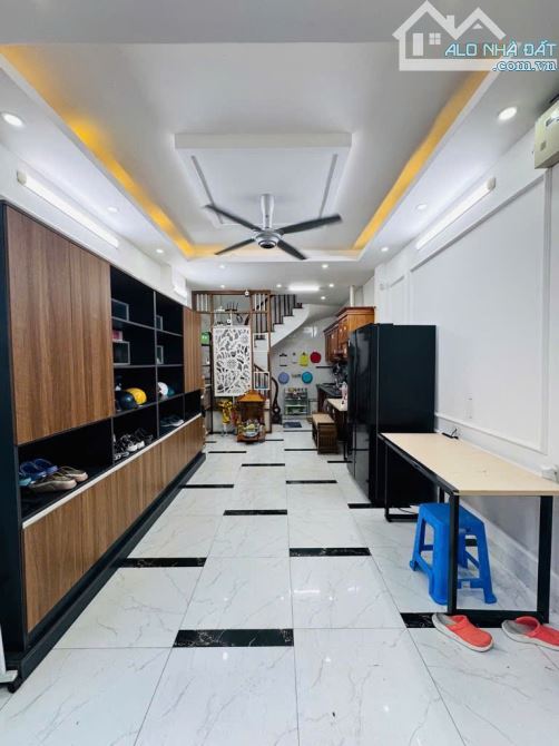 BÁN NHÀ TAM TRINH, Ô TÔ TRÁNH, KINH DOANH, Ở LUÔN, NGÕ THÔNG GIÁ CHỈ 7,8 TỶ - 3
