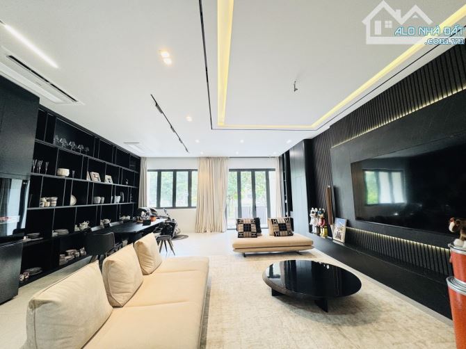 BIỆT THỰ HIMLAM TÂN HƯNG QUẬN 7, 5 TẦNG, 7.5 x 20M, THANG MÁY XỊN XÒ, CHỈ 46.5 TỶ TL - 3