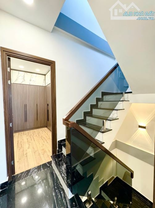 NHÀ ĐẸP 4 TẦNG, NGAY HUỲNH TẤN PHÁT - FULL NỘI THẤT - 3