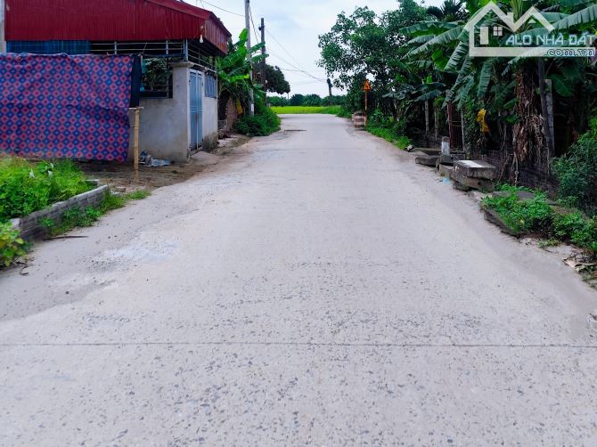 Đất Xã Phú Xuyên mới -Lô góc 2 MT rộng -Trục chính KD 3 ô tô tránh. Dt 101m -2.68tỷ - 3