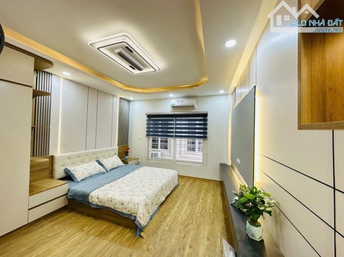 BÁN NHÀ TẢ THANH OAI- NHÀ MỚI - NỘI THẤT XỊN- 5,5 T.Ỷ - 3