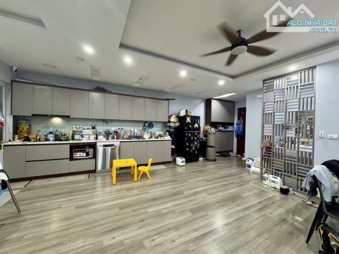 BÁN CĂN GÓC 3 PHÒNG NGỦ – RUBY 1 GIANG BIÊN – 81.3M² – FULL NỘI THẤT – GIÁ HỢP LÝ - 3
