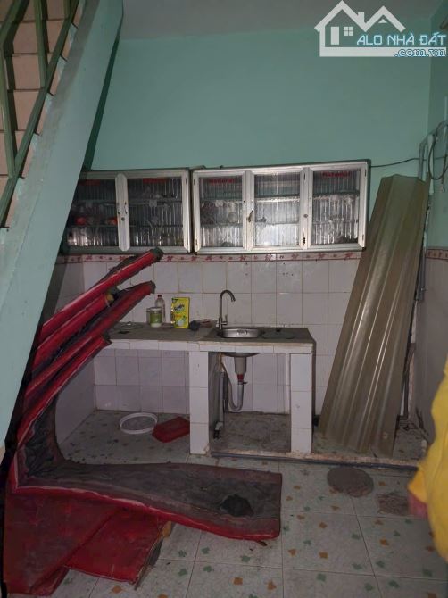 Chỉ nhỉnh 3,xT Nhà Quận 1 ngay Phạm Ngũ Lão 50m2 kết cấu sẵn 2 tầng - 3