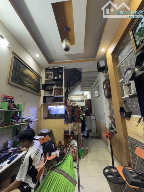Quận 6, nhà 4 tầng, gần MT, ô tô thông, giá rẻ, nhỉnh 4ty - 4