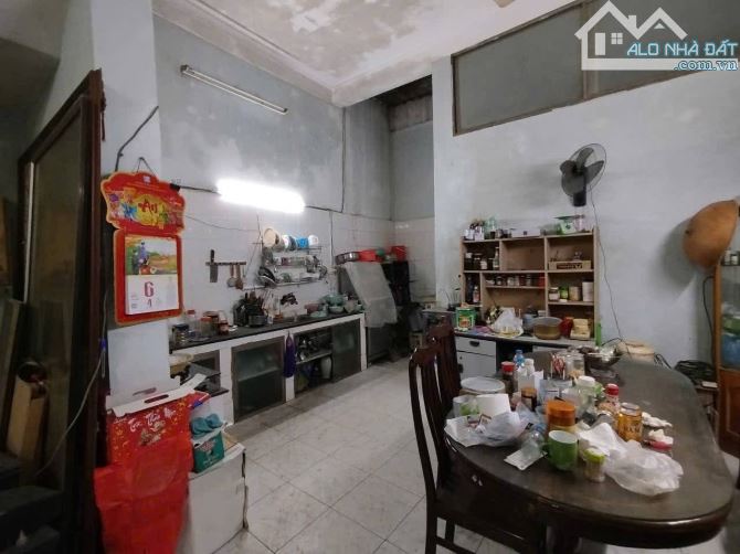Cực rẻ 72m 5 tầng ,22 tỷ Phân Lô , Vương Thừa Vũ       I 22 - 4