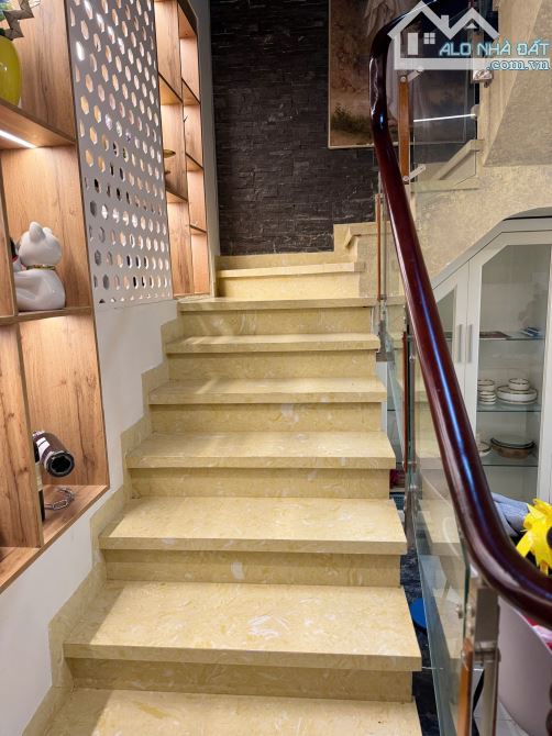 Bán Nhà 1 Trệt 2 Lầu Đường 8 Tăng Nhơn Phú B Gần Trường Hoa Lư - 4