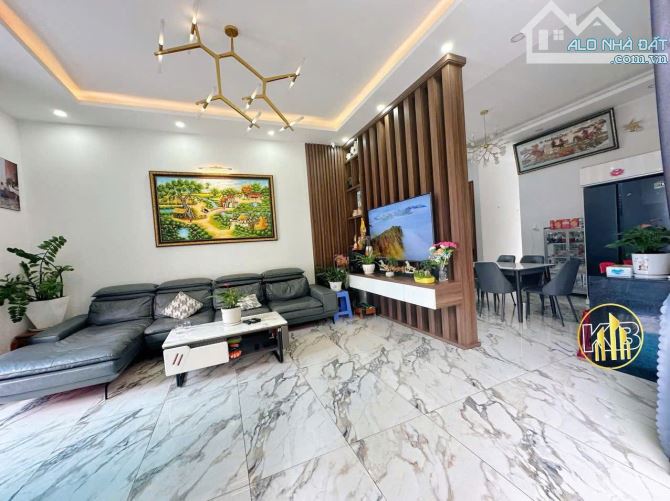 CẦN BÁN GẤP HOMSTAY XINH XINH Ô TÔ TRONG SÂN ĐƯỜNG TRỊNH HOÀI ĐỨC ĐÀ LẠT - 4