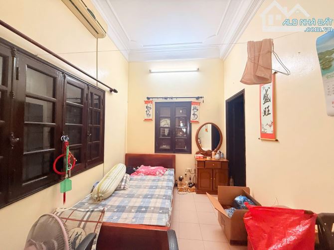 BIỆT THỰ GIỮA LÒNG HỒ TÂY. 120M GIÁ CHƯA ĐẾN 1TR ĐÔ (24 TỶ) - 4