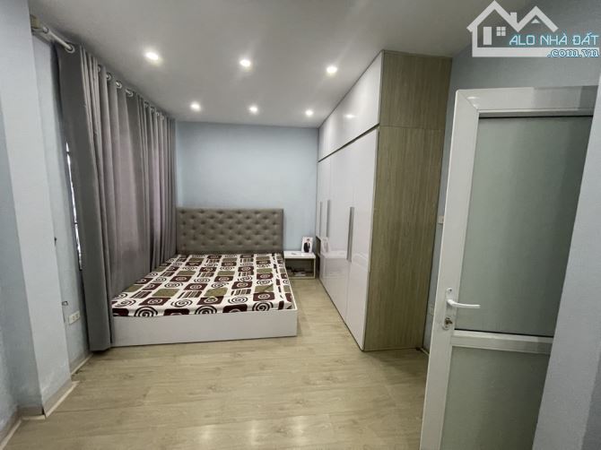 Bán nhà mặt ngõ ô tô Mỹ Đình 45m x 6T, MT 7m, Gara, KD sầm uất  11.8 tỷ - 4