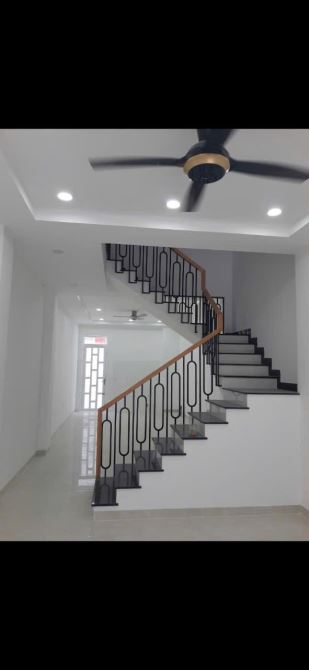 Nhà bán: đường Trần Văn Kiều. Q6. DTSD 62m2. 4 tầng. Giá 8,9 tỷ - 4