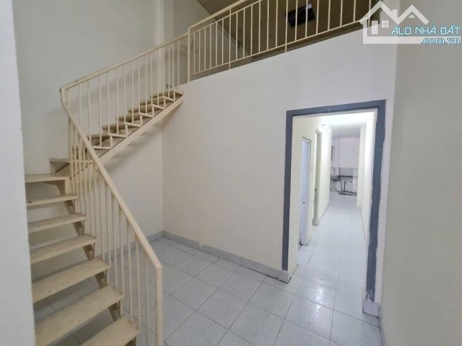 HÀNG XÓM PHÚ MỸ HƯNG -80M2 - HXH THẲNG 1 TRỤC - 80TRIÊU/M2 -KHU DÂN CƯ HIỆN HỮU - 6.4 Tỷ - 4
