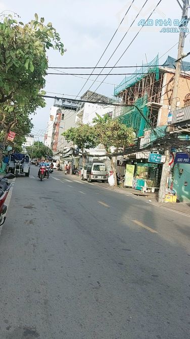 Kẹt tiền cần bán nhà quận 4. Dt 4 x 28m, giá 11,3 tỷ. - 4