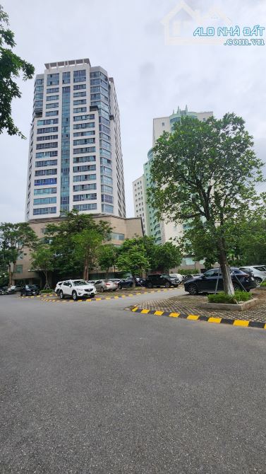 Bán nhà mặt phố Hoàng Hoa Thám! Phân lô phố Tây, đẳng cấp thượng lưu, 65m2 x 7 tầng 25.tỷ - 4