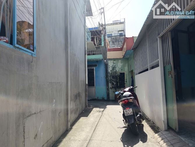 ✅ Bán nhà 1 trệt 1 lầu hẽm Chợ Đêm thuộc Phường 1 , TP Tân An _ Diện Tích : 5.8 x 11.3 - 4