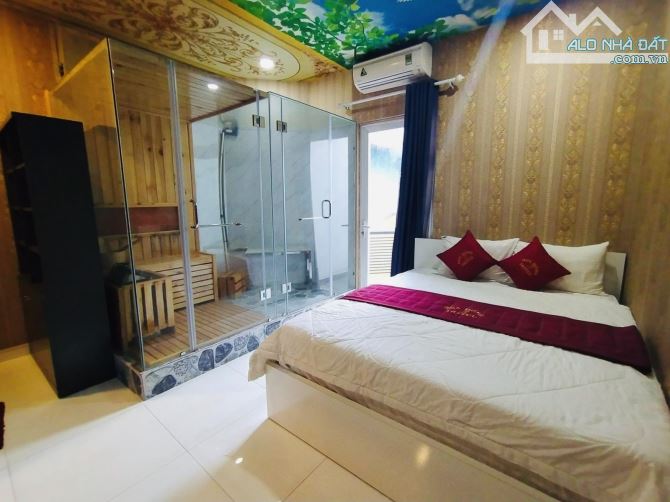 KHÁCH SẠN MẶT TIỀN " NGUYỄN OANH" 165m2 ( 9x18m) 6 TẦNG- DÒNG TIỀN 2.3 TỶ/NĂM - 4