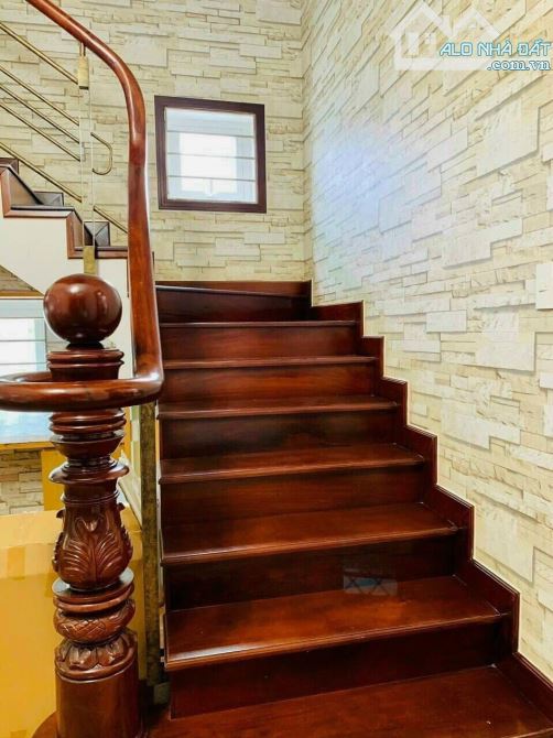 Bán nhà biệt thự dự án Gia Hòa mặt đường Nguyễn Đình Thi Quận 9 cũ gần chợ (254m2) 25 tỷ - 4
