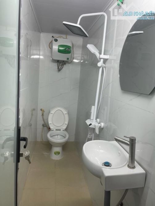 Bán tập thể tầng 1 phố Nguyên Hồng, kinh doanh - ô tô đỗ cửa 20m ra phố Nguyên Hồng - 5