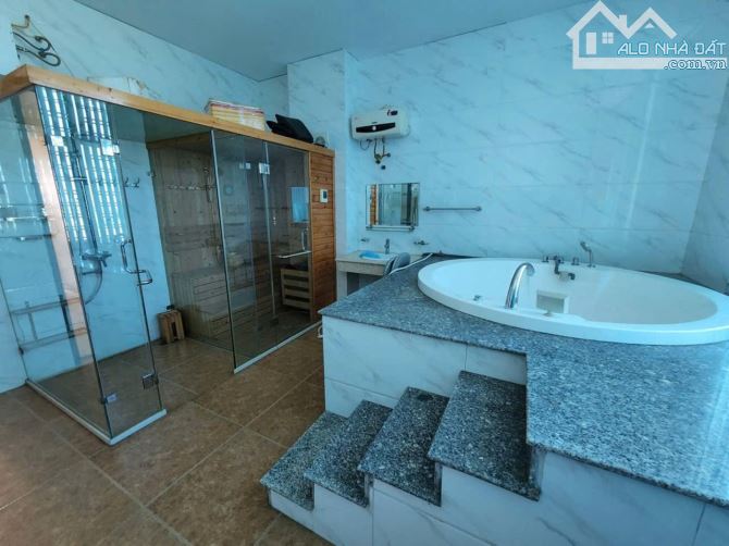 Bán nhà 5 tầng . Khả Lễ 1 81m . mt 4.5m . hướng ĐB . giá 15 tỷ - 5
