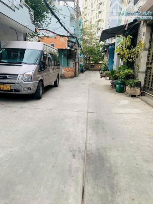 Quận 6, nhà 4 tầng, gần MT, ô tô thông, giá rẻ, nhỉnh 4ty - 5