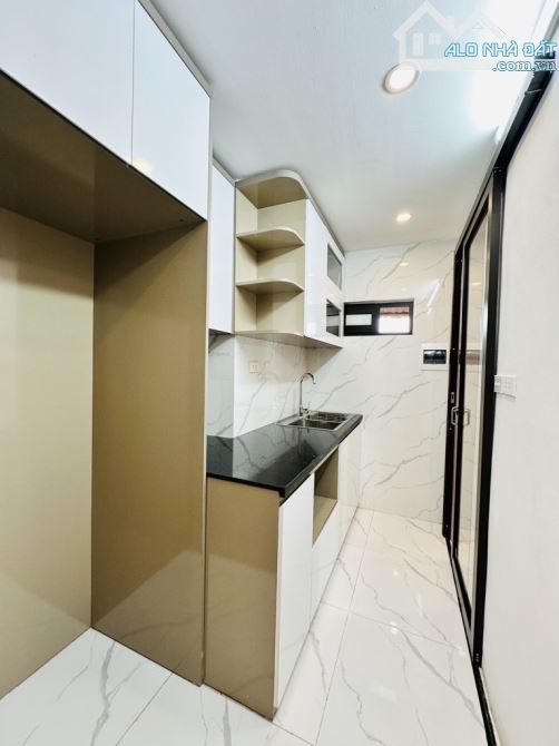 3.225 tỷ bán căn hộ tập thể Quỳnh Mai diệntích 70m2, căn hộ thiết kế 3 phòng ngủ, đầy đủ n - 5