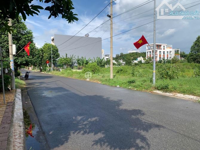BÁN CĂN NHÀ HOÀN CÔNG MẶT TIỀN ĐƯỜNG PHƯỜNG 11 CÁCH DỰ ÁN SUN GROUP 6