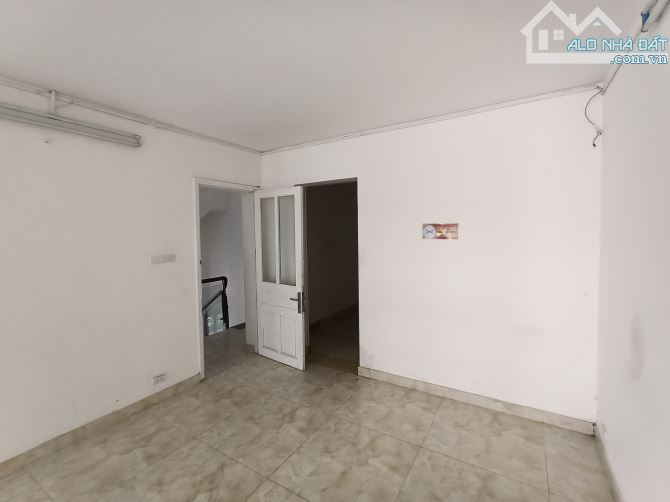 Bán Nhà P/Lô 2 Ô Tô Tránh Quận Đống Đa 50m2-4T MT4m Vỉa Hè 22 Tỷ Huỳnh Thúc Kháng. - 5