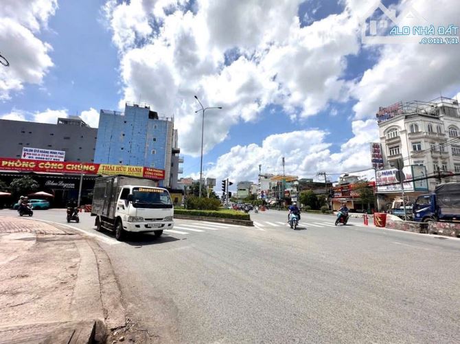 KHÁCH SẠN MẶT TIỀN " NGUYỄN OANH" 165m2 ( 9x18m) 6 TẦNG- DÒNG TIỀN 2.3 TỶ/NĂM - 5