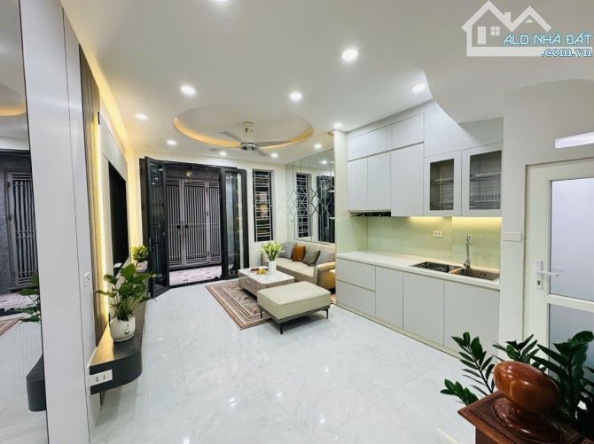 BÁN NHÀ TẢ THANH OAI- NHÀ MỚI - NỘI THẤT XỊN- 5,5 T.Ỷ - 5