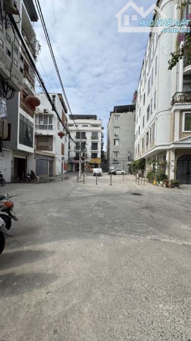Nhà đẹp, 7 tầng lô góc, oto đỗ cửa, kinh doanh, ngõ thông, 45m2 x 7 tầng thang mtiền 5,5m - 6