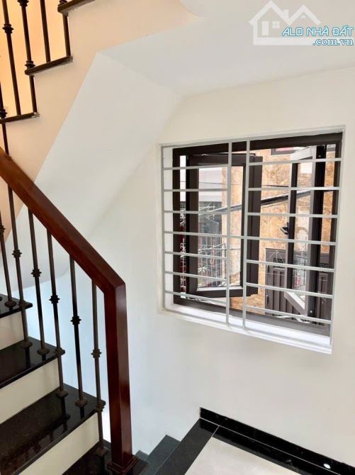 Siêu phẩm Đống Đa, vừa tiền, 2 mặt thoáng, full nội thất, thiết kế đẹp, 30m2, giá 6.35 tỷ - 6