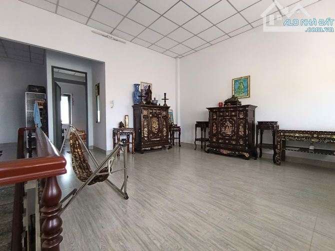 ✅ Bán nhà 1 trệt 1 lầu hẽm Chợ Đêm thuộc Phường 1 , TP Tân An _ Diện Tích : 5.8 x 11.3 - 6