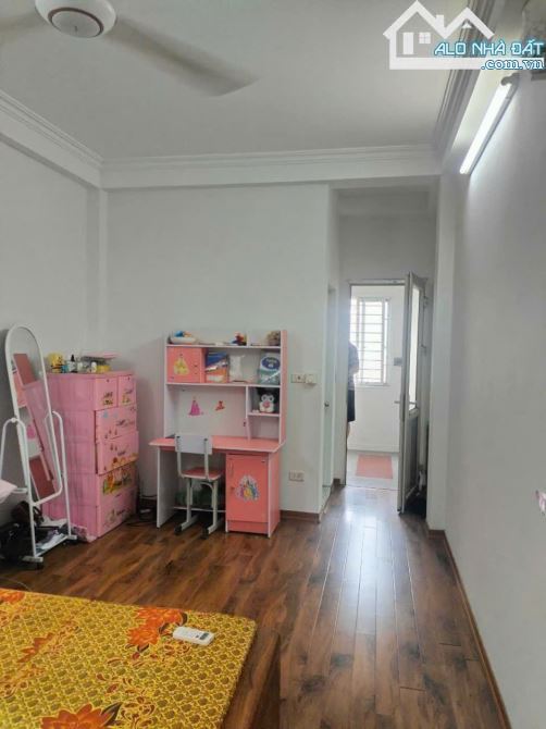 NHÀ ĐẸP 5 TẦNG LÔ GÓC 3 THOÁNG YÊN XÁ TÂN TRIỀU KINH DOANH TỐT THIẾT KẾ ĐẸP 35m 4.7 TỶ - 6