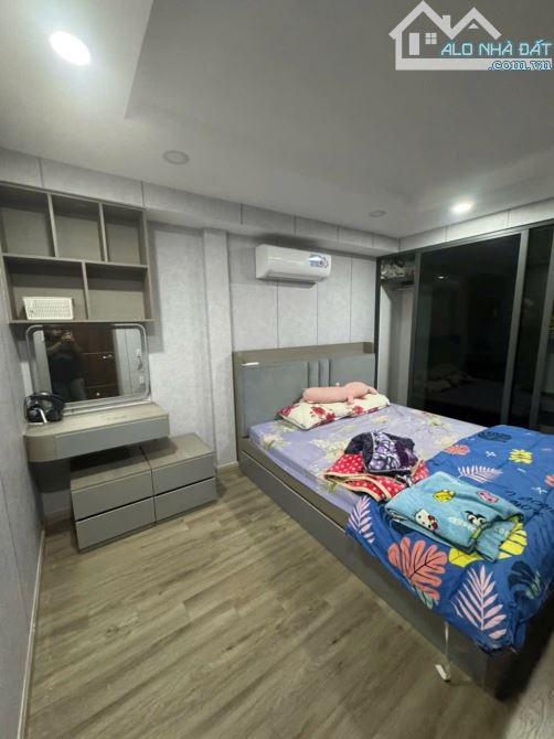 Nhà bán: đường Kinh Dương Vương. Q Bình Tân. DTSD 133m2. Giá 14,8 tỷ - 8
