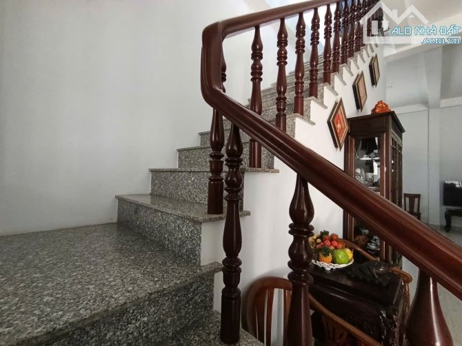 ✅ Bán nhà 1 trệt 1 lầu hẽm Chợ Đêm thuộc Phường 1 , TP Tân An _ Diện Tích : 5.8 x 11.3 - 8