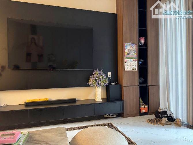 Bán Nhà 1 Trệt 2 Lầu Đường 8 Tăng Nhơn Phú B Gần Trường Hoa Lư - 9