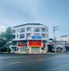 NHÀ GÓC SIÊU VIP 4 LẦU ĐƯỜNG VIP TÔ HIỆU GẦN BIỂN PHƯỜNG NAM NHA TRANG 74M2 NGANG 7,5M