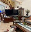 Nhà đẹp Hoàng Hoa Thám 61m2, gần ô tô, sổ đỏ chính chủ, ở ngay
