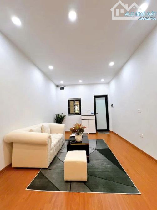 TẬP THỂ THÁI THỊNH – ĐẸP THOÁNG Ô TÔ ĐỖ - 60M – TẦNG 4 – GIÁ 3,28 TỶ