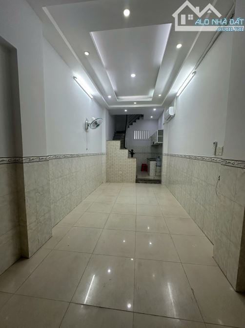 BÁN NHÀ HẺM XE HƠI PHƯỜNG 4 QUẬN 8. GẦN CHỢ TẠ QUANG BỬU, TTTM PARC MALL - GIÁ 5,9 TỶ