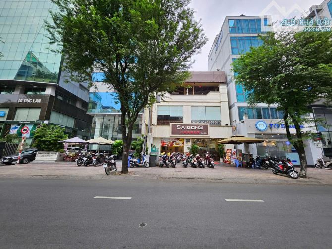 Mặt Tiền Trần Quang Khải Q1- 6*18m- 5Tầng -Hđt 50tr/1tháng -  Gía : 35 Tỷ