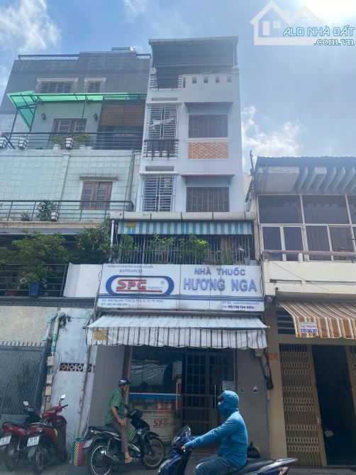 Hiếm có nhà MT Nguyễn Tiểu La P.8 Quận 10, DT 5x13m, trệt 3 lầu sân thượng, giá 14,5 tỷ