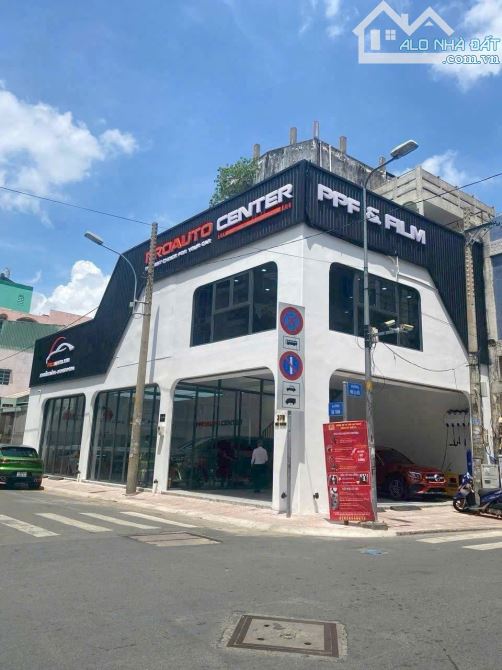 Căn góc 2 MT đường Phó Cơ Điều -Tân Thành Quận 5. DT 10,8x8.6m 1 lầu giá 30 tỷ