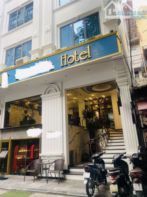 BÁN GẤP KHÁCH SẠN 5* MẶT PHỐ HÀNG TRỐNG 140M2 - 13 TẦNG THANG MÁY - 8M MẶT TIỀN - 318 TỶ